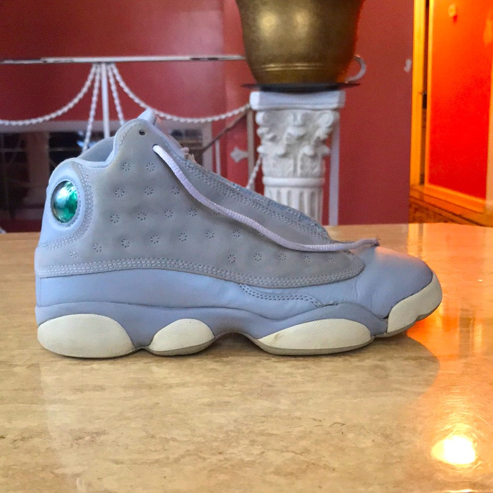 Jordan 13 gray youth size 6 youth